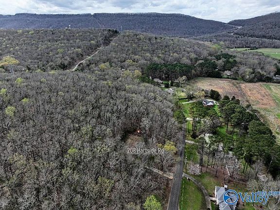 2nd image of 208 Hartside Rd SE