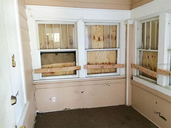 2nd image of 2860 1st Ave S
