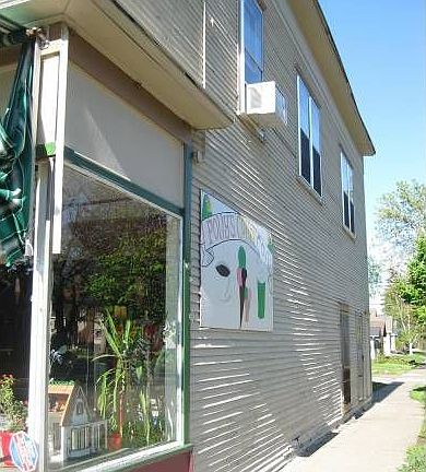 1382 Payne Ave