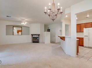 9805 Rosewalk St, Bakersfield, CA 93311