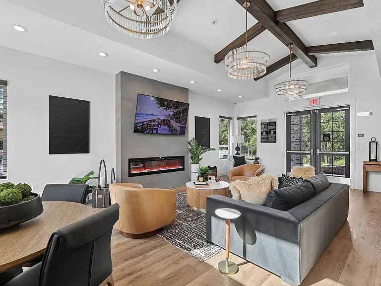 The Vue at Rocklin Ridge — Photo 17