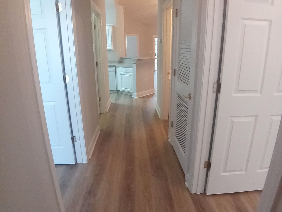 foyer_04232021