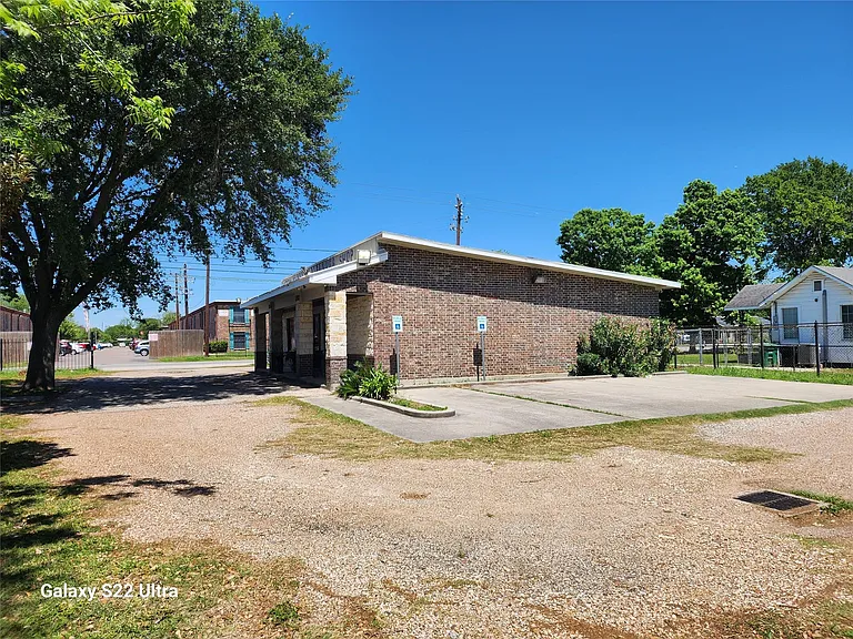 410 Rosamond St #A — Photo 5