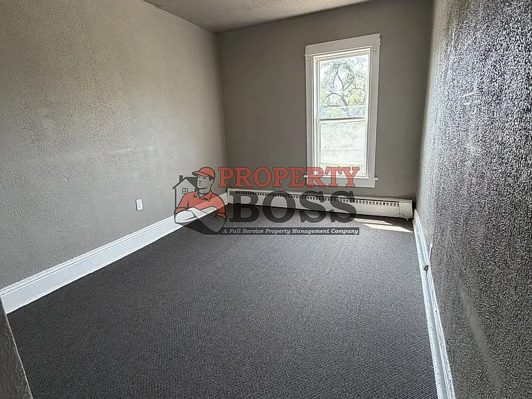 546 E 7th Ave — Photo 8