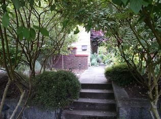 5622 Keystone Pl N, Seattle, WA 98103