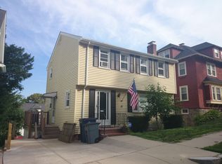 31 Maxfield St, West Roxbury, MA 02132