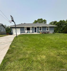 415 Virginia Ave, Cottage Hills, IL, 62018