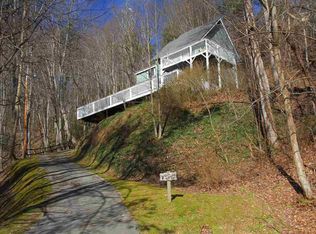 837 Clabo Loop, Gatlinburg, TN 37738