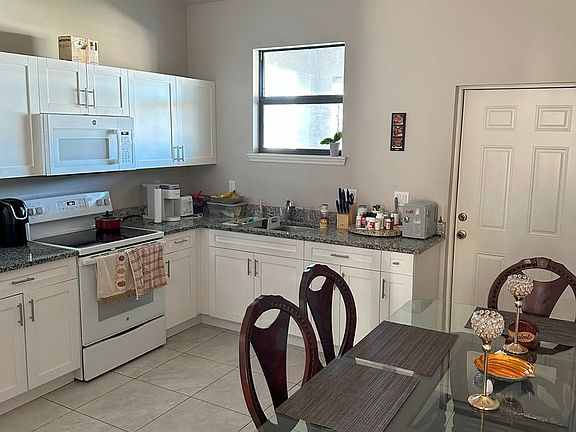 5th image of 2861 Tropicana Blvd #B