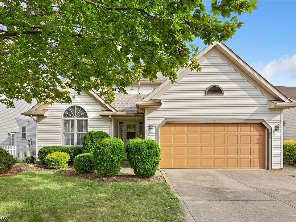 1st image of 607 Carrington Ct