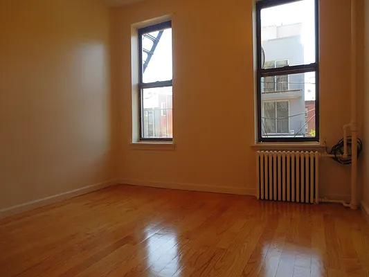 Rented by MPGL Realty Corp | media 18