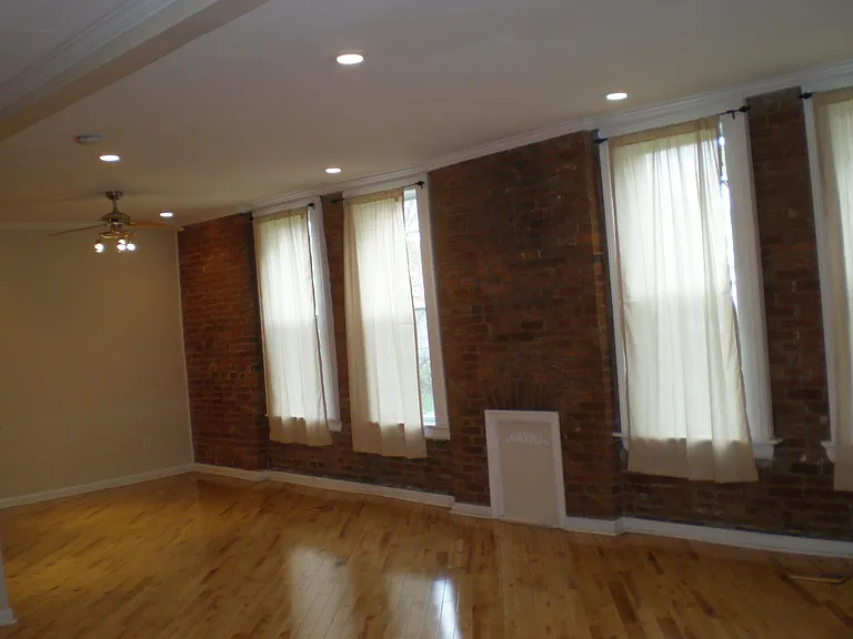 4442 Delmar Blvd #1 — Photo 7