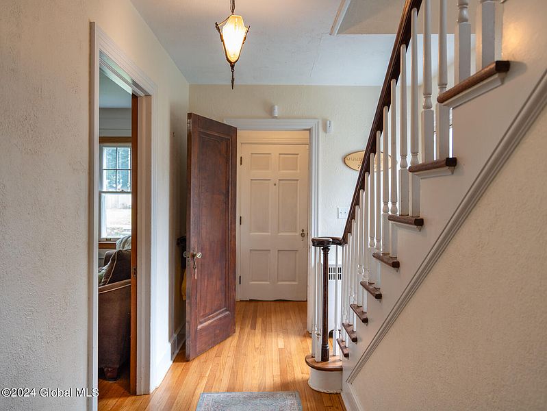 4th image of 7 Alder Avenue