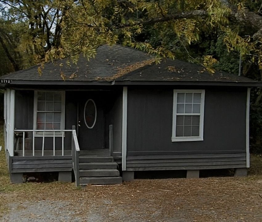 2nd image of 1712 Rogers St