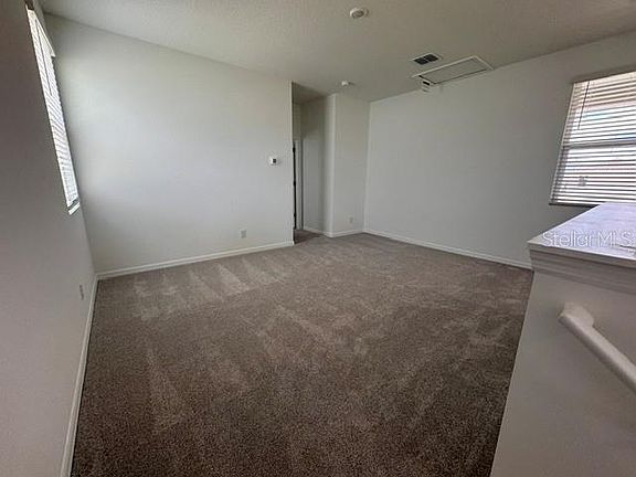 5th image of 423 Oak Flat Aly