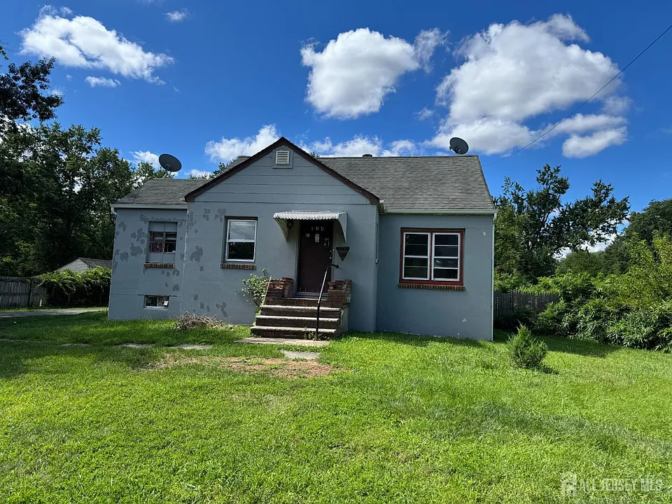 154 N Randolphville Rd