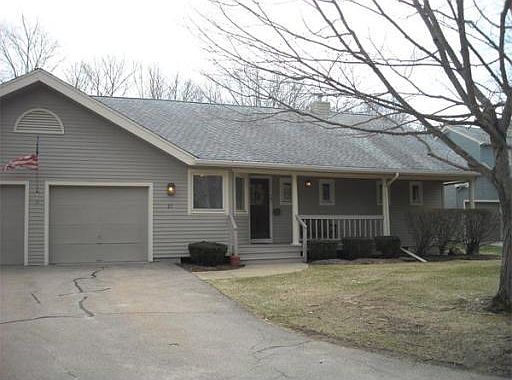 1st image of 27 Independence Dr