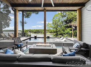 29012 Silver Fox Dr, Tega Cay, SC 29708