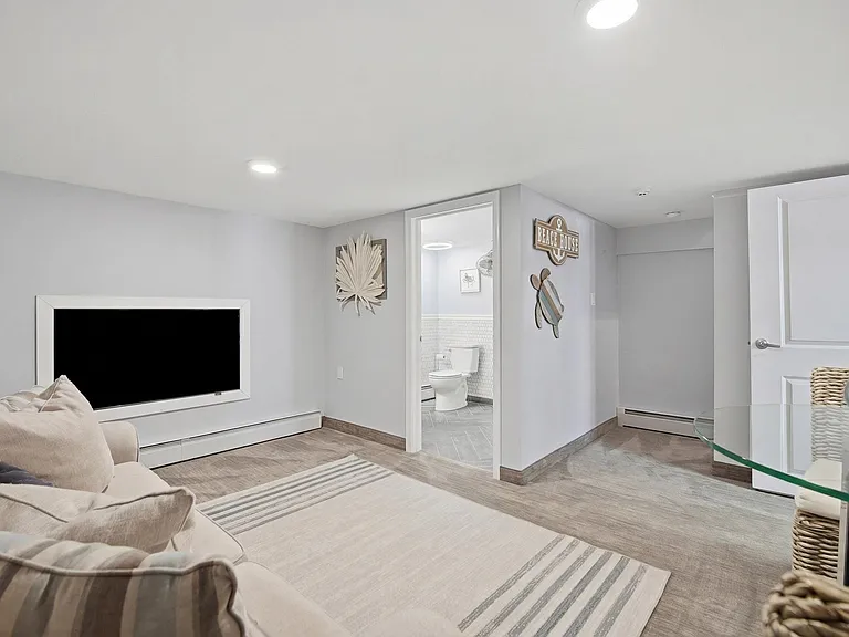 815 E Brigantine Ave #7 — Photo 23