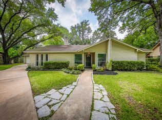 8927 Echo Valley Dr, Houston, TX 77055