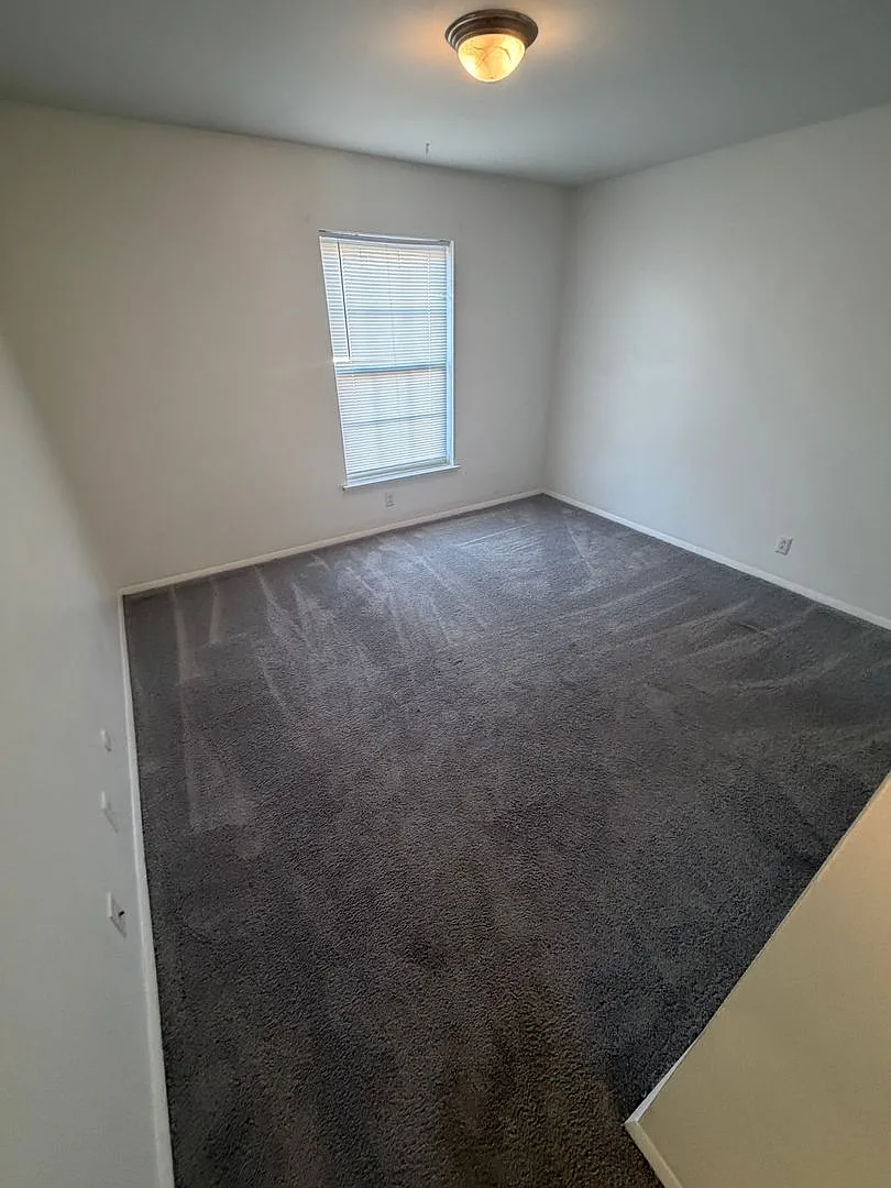 Naveen Pine Apartments — Photo 4