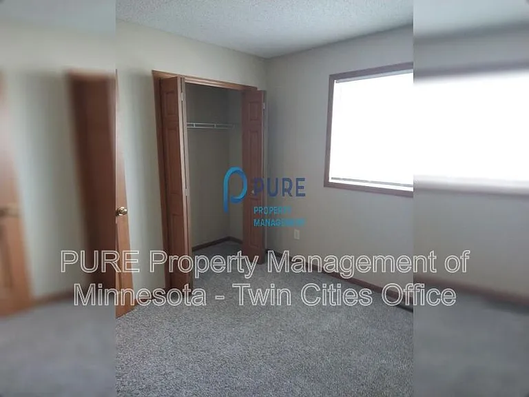 6742 Meadow Grass Ln S — Photo 12