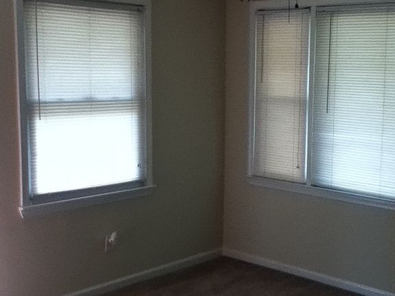 2nd image of 2925 Berkley Ave