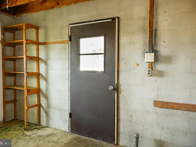 108 Martin Dr — Photo 39