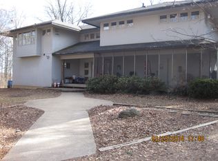 1271 E 2200 North Rd, Mansfield, IL 61854