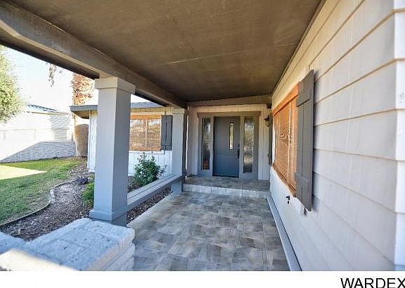 2nd image of 317 N Moonlight Dr