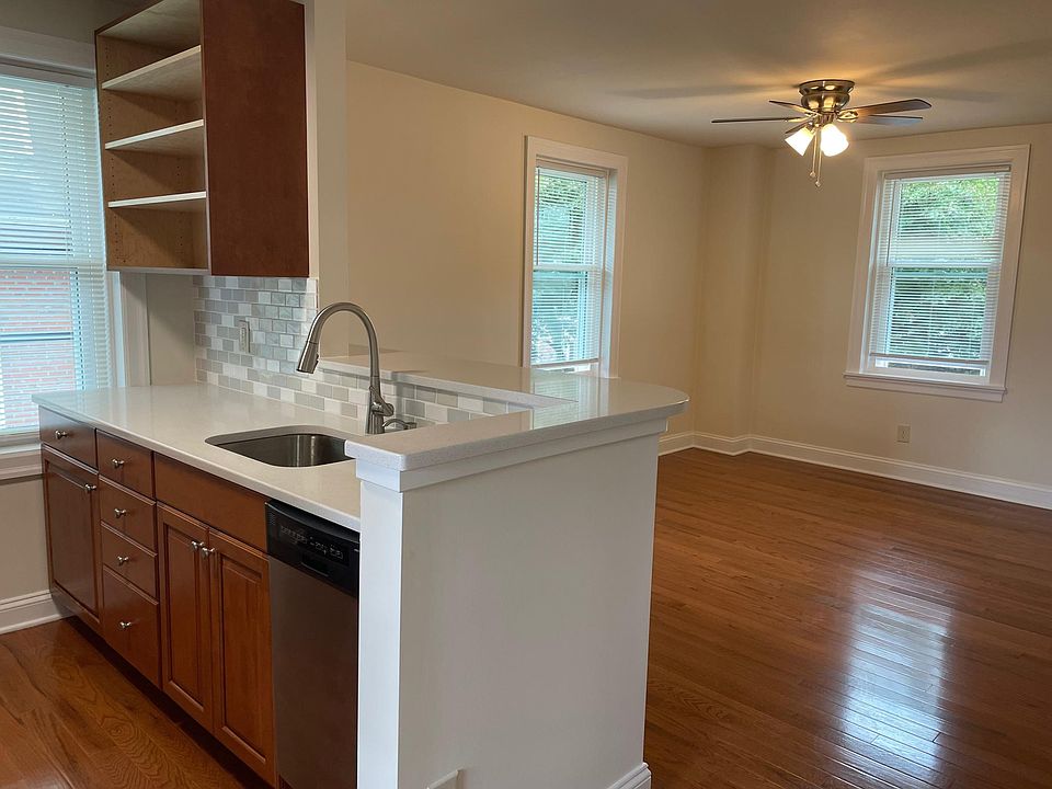 Kitchen & living area.