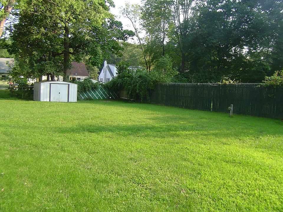 Park-Like Yard