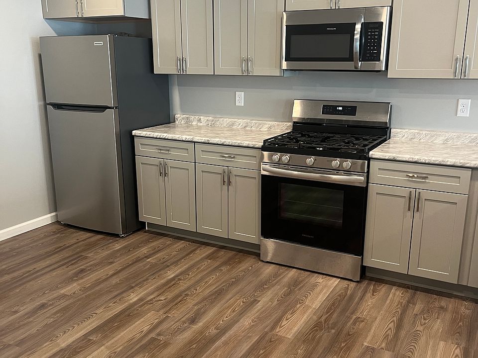 1st image of 403 Patterson Ave #7B