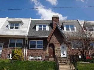 907 Anchor St, Philadelphia, PA 19124