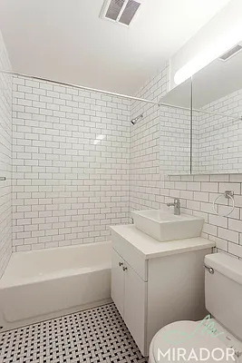 Rented by Mirador Real Estate | media 11