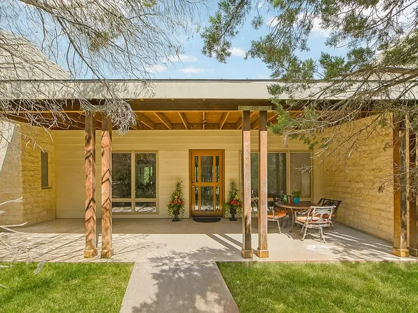 10329 Montanio Dr, New Braunfels, TX 78132