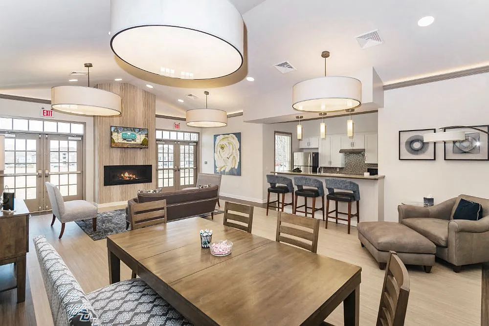 Oakview Estates — Photo 4