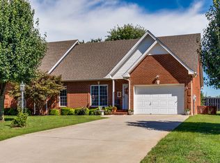 400 Chase Cir, Winchester, TN 37398