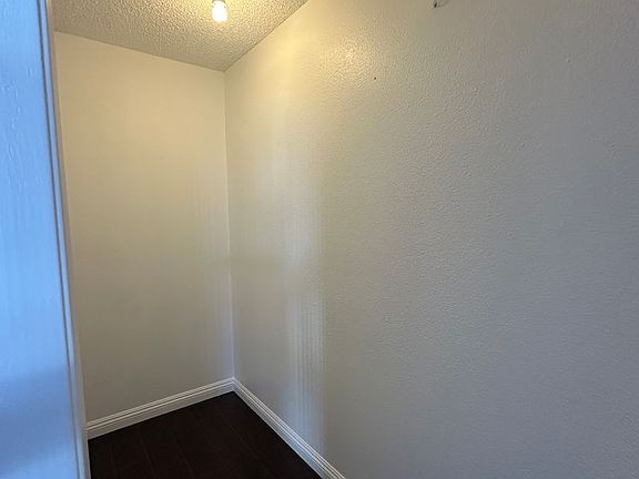 5th image of 1552 Prospect Ave APT E
