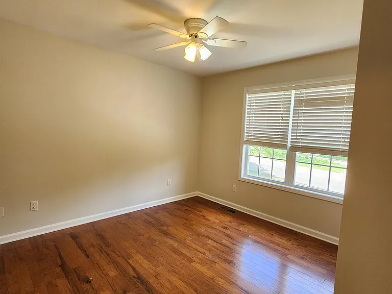 916 Bill Smith Rd — Photo 7