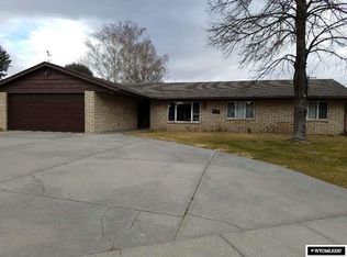 400 Camino De La Reina, Torrington, WY 82240