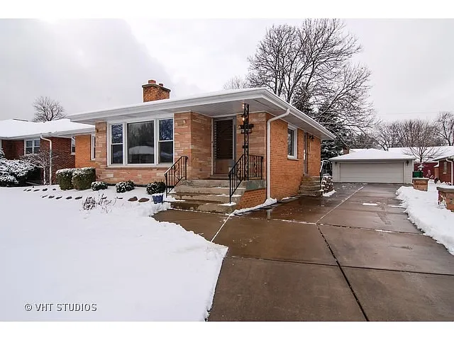 2328 Belleview Ave photo 1