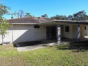 1st image of 4820 Camelot Dr