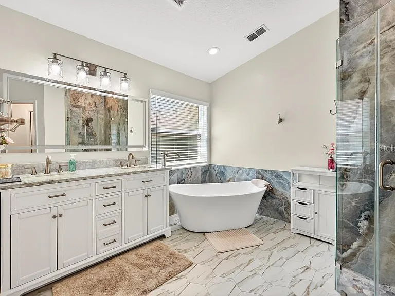 5477 Glen Oak Pl — Photo 8