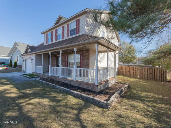 102 Ridgewood Court, Jacksonville, NC 28546