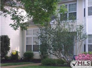 216 Paddington Ct, Manalapan, NJ