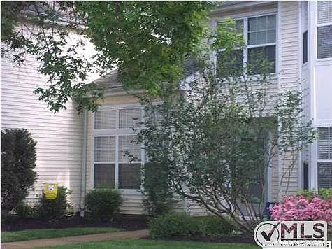 216 Paddington Ct photo 1