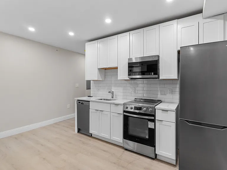 Tavolo Lofts — Photo 29