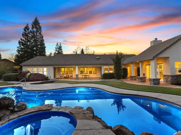 9335 Silverstone Ln, Elk Grove, CA 95624