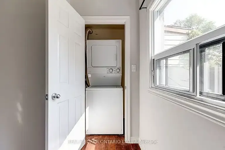 371 Jones Ave #1A photo 1
